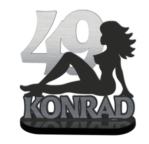 Personalizowany napis na podstawce na tort z kobietą